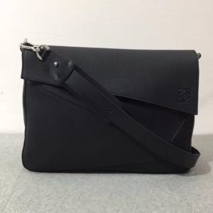 LOEWE PUZZLE MESSENGER BAG<br>로에베 퍼즐 메신져백<br>[37x25x9cm]