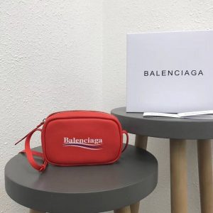 BALENCIAGA EVERYDAY CROSS BODY BAG <br>발렌시아가 에브리데이 크로스 바디백