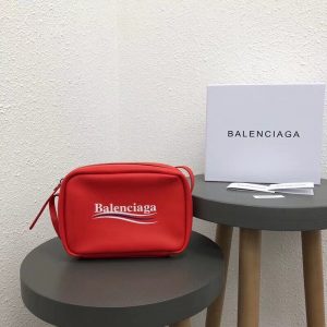 BALENCIAGA EVERYDAY CROSS BODY BAG <br>발렌시아가 에브리데이 크로스 바디백