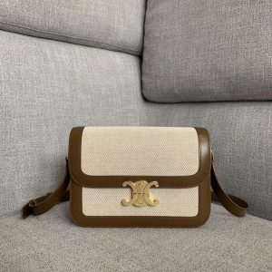 CELINE TRIOMPHE BAG M <br>셀린느 트리옹프 백 M