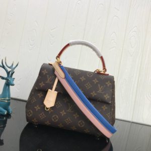 LOUIS VUITTON CLUNY BB BAG<br>루이비통 클루니 BB 백<br>[28x20x10cm 이태리가죽]