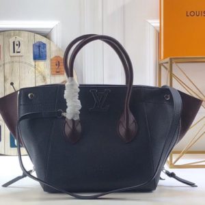 LOUIS VUITTON FREEDOM TOTE BAG<br>루이비통 프리덤 토트백<br>[35x24x15cm 이태리가죽]