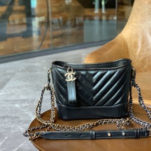 CHANEL GABRILLE HOBO BAG<br>샤넬 가브리엘 호보 백<br>[20cm MANTELELL 정품가죽]