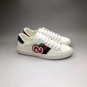 GUCCI ACE LATHER SNEAKERS<br>구찌 에이스 레더 스니커즈<br><i>남여공용 35-44 SIZE</i>