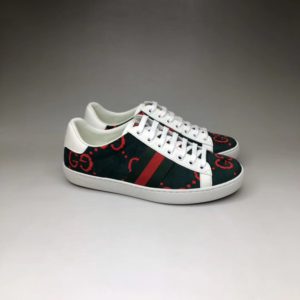 GUCCI ACE LATHER SNEAKERS<br>구찌 에이스 레더 스니커즈<br><i>남여공용 35-44 SIZE</i>