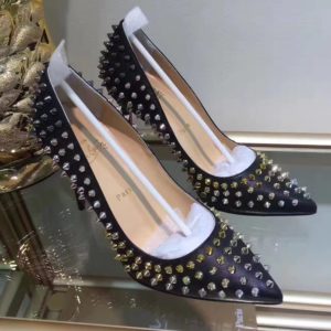 CHRISTIAN LOUBOUTIN SPIKED PUMPS HEEL<br>크리스찬 루부탱 스파이크 펌프스 힐<br><i>35-39 SIZE</i>