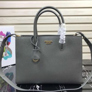 PRADA SAFFIANO SHOULDER BAG<br>프라다 사피아노 숄더 백<br>[34x24x13cm]