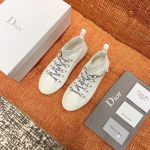 DIOR WALK’N SNEAKERS<br>디올 워크인 스니커즈<br><i>35-39 SIZE</i>