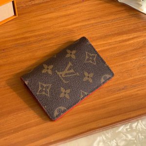 LOUIS VUITTON POCKET ORGANISER<br>루이비통 카드지갑<br><i>11x8cm 이태리가죽</i>