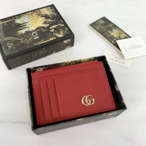 GUCCI GG MARMONT CARD WALLET<br>구찌 GG 마몬트 카드지갑<br><i>12x8cm 이태리가죽</i>