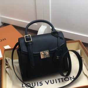 LOUIS VUITTON ARCH SHOULDER BAG<br>루이비통 아치 숄더백<br>[22x20x13cm]