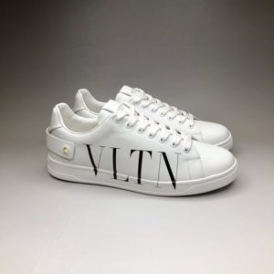 VALENTINO BACKNET SNEAKER<br>발렌티노 백넷 스니커즈<br><i>남녀공용 35-45 SIZE 제작+3일</i>