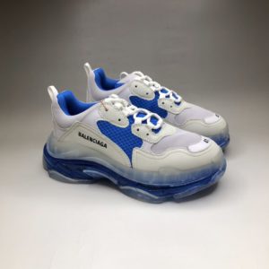 BALENCIAGA TRIPLE S<br>발렌시아가 트리플 S 스니커즈<i>35-45 SIZE 최상급</i>