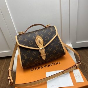 LOUIS VUITTON NICOLAS GHESQUIERE IVY BAG<br>루이비통 아이비 백<br>[23.5x18x9cm]