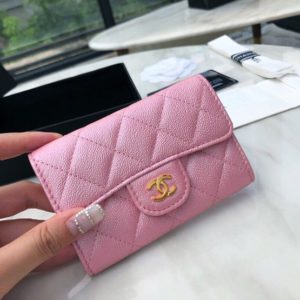 CHANEL CLASSIC FLAP WALLET<br>샤넬 클래식 플랩 지갑<br><i>11.5×10.5x2cm 이태리 캐비어소가죽</i>