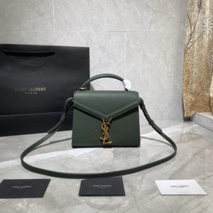 YSL CASSANDRA MINI SHOULDER BAG<br>입생로랑 카산드라 미니 숄더 백<br><i>20x16x7.5cm 이태리소가죽</i>