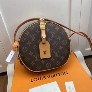 LOUIS VUITTON BOITE CHAPEAU SHOULDER BAG<br>루이비통 브아또 샤포 숄더백<br>[2color]