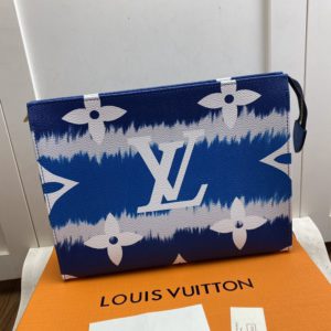 LOUIS VUITTON TOILET POUCH<br>루이비통 토일렛 파우치<br>[25x20x5.5cm]