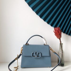 VALENTINO VLING HANDBAG<br>발렌티노 VRING 핸드백<br><i>25x17x12cm 이태리가죽</i>