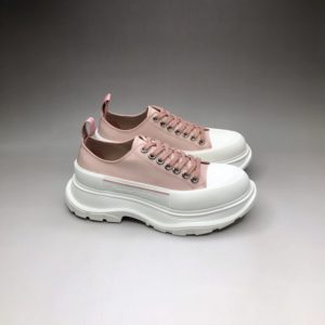 ALEXANDER MCQUEEN TREAD SLICK LACE UP SNEAKERS<br>알렉산더 맥퀸 트레드 슬릭 레이스업 스니커즈<br><i>남여공용 35-44 SIZE</i>