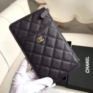 CHANEL CC CLASSIC CARD CASE<br>샤넬 클래식 캐비어 카드케이스<br><i>19x11cm</i>