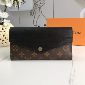 LOUIS VUITTON MARIE-LOU WALLET<br>루이비통 마리루 지갑<br><i>20x11cm</i>