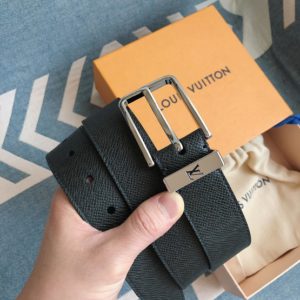 LOUIS VUITTON LEATHER BELT 루이비통 레더 벨트 (폭 3.5cm)