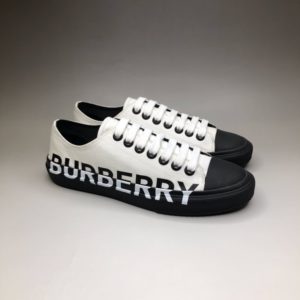 BURBERRY LOGO PRINT GABARDINE SNEAKERS 버버리 로고 프린트 개버딘 스니커즈