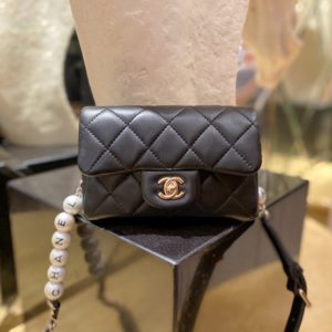 CHANEL CLASSIC FLAP BAG 샤넬 클래식 플랩 백