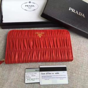 PRADA WALLET<br>프라다 여성용 장지갑<br><i>20x11cm</i>