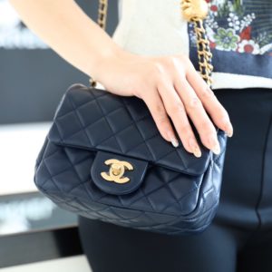 CHANEL CLASSIC FLAP BAG 샤넬 클래식 플랩 백[네이비][S사이즈]