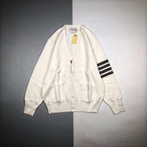 [THOM BROWNE] 톰브라운 20FW 울 가디건 화이트 MKC002A 00014 415