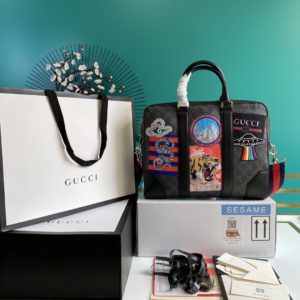 [GUCCI] 구찌 GG 수프림 브리프 케이스 474135