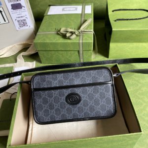 [GUCCI] 구찌 인터로킹 GG슈프림 미니백 658572