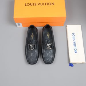 [LOUIS VUITTON] 루이비통 클래식 로퍼