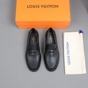 [LOUIS VUITTON] 루이비통 클래식 로퍼