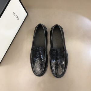 [GUCCI] 구찌 캐주얼 가죽 로퍼