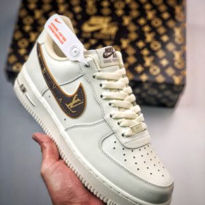 [LOUIS VUITTON x NIKE] 루이비통 x 나이키 에어포스 Air Force 1 Low