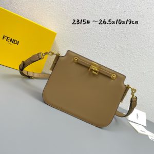 [FENDI] 펜디 터치 브라운 가죽백 크로스백 숄더백 TOUCH CROSSBODY BAG 8BT349