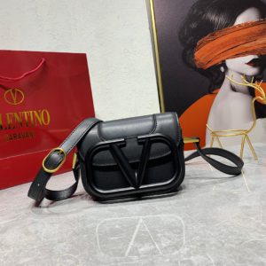 [VALENTINO] 발렌티노 GARAVANI Vlogo Small Supervee Bag