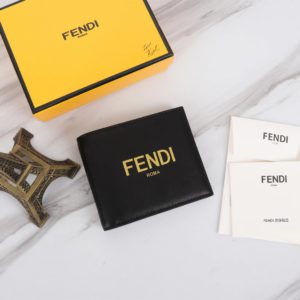 [FENDI] 펜디 나파소가죽 반지갑