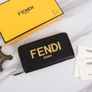 [FENDI] 펜디 나파소가죽 지퍼 지갑