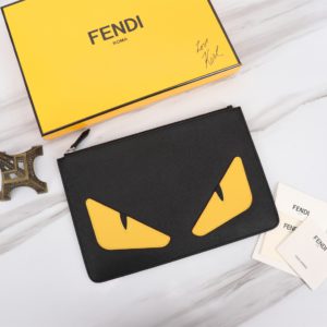 [FENDI] 펜디 나파소가죽 클러치