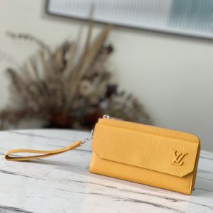 [LOUIS VUITTON] 루이비통 뉴 LV 에어로그램 롱 월릿 M69831