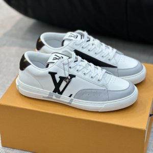 [LOUIS VUITTON] 루이비통 로우탑 소가죽 스니커즈 Charlie sneaker