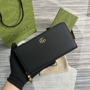 [GUCCI] 구찌 Zip around wallet with bamboo 739499