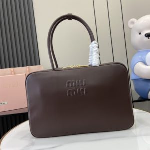 MIUMIU 미우미우 호보백 레더 탑 핸들백 5BB117