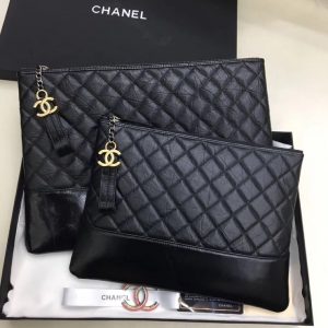 CHANEL LEATHER CLUTH <br>샤넬 레더 클러치