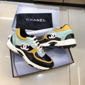 CHANEL CC LOGO SNEAKERS<br>샤넬 CC로고 스니커즈<br><i>36-39 SIZE</i>