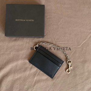 BOTTEGA VENETA CARD CASE<br>보테가 베네타 카드 지갑<br><i>10x7cm 이태리가죽</i>